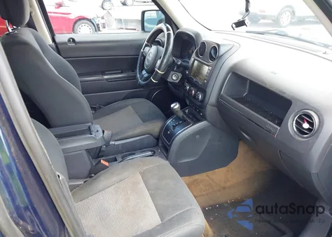 2016 Jeep Patriot Latitude из США, поврежденный, VIN 1C4NJPFA0GD666953